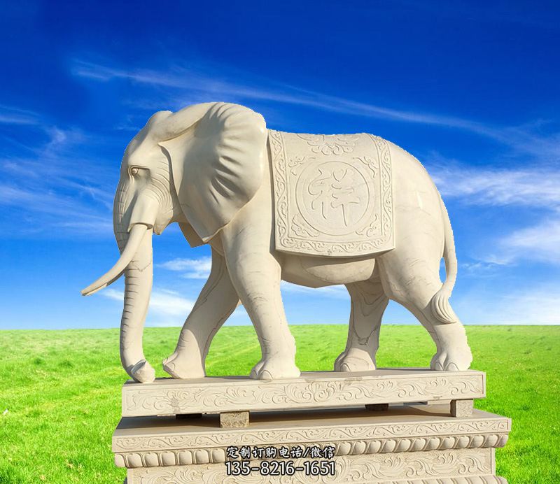 上坟大象的石雕图片