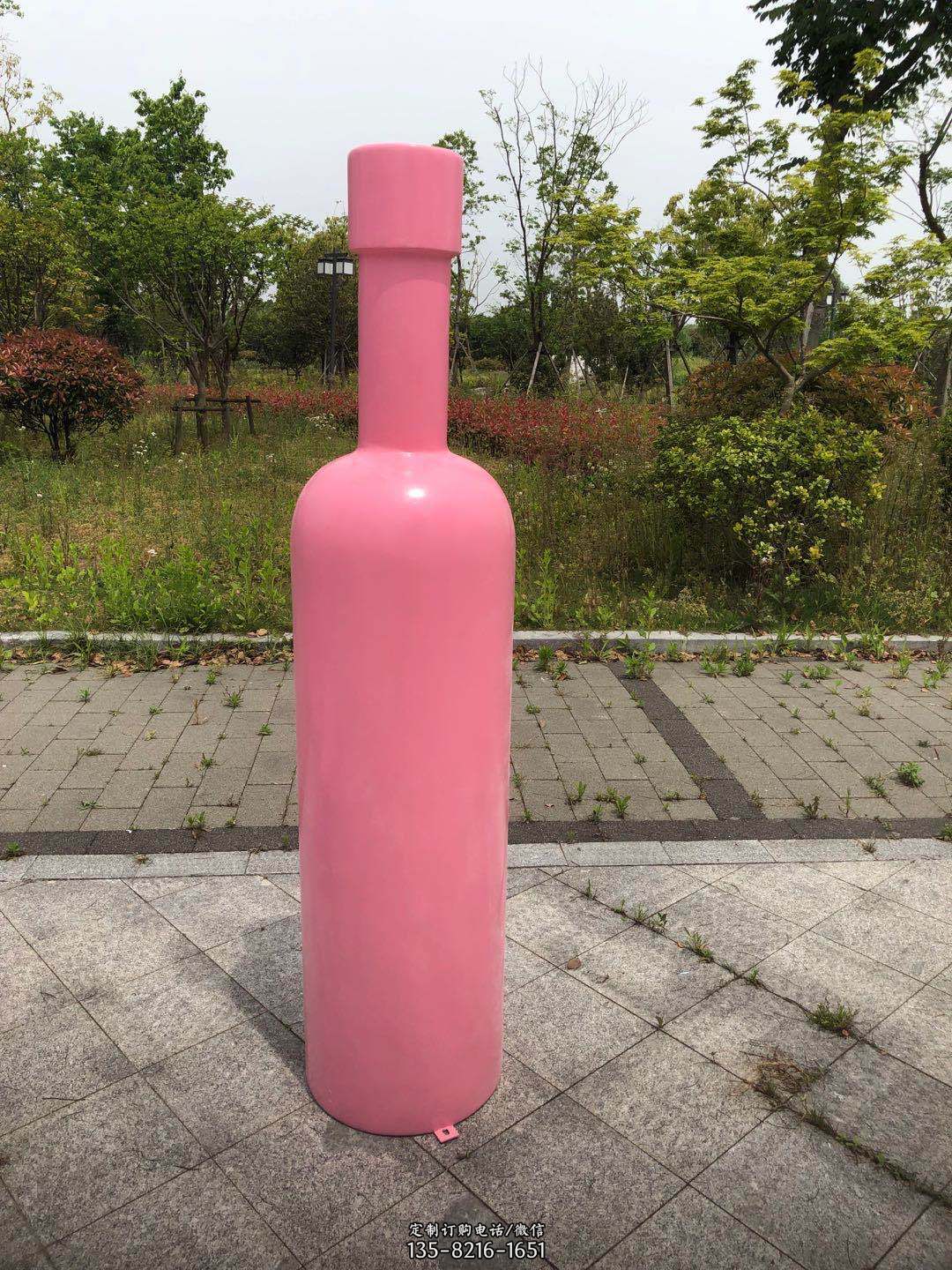 顽皮粉红豹系列雕塑之酒瓶