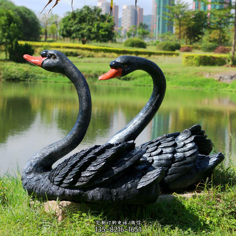 仿真黑天鵝玻璃鋼雕塑-公園園林水景裝飾動物雕塑