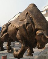 铜雕开荒牛企业精神文化动物景观雕塑