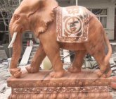 大象柱子石雕景区