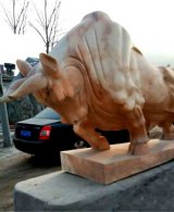大型石雕开荒牛劲牛动物雕塑