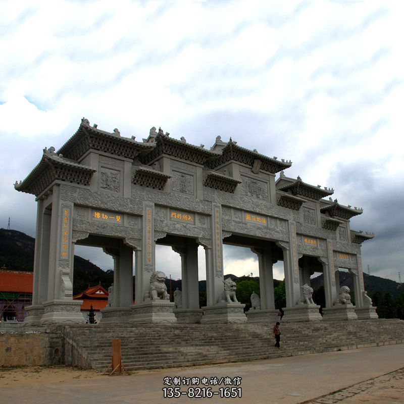 大型寺庙五门石雕牌楼