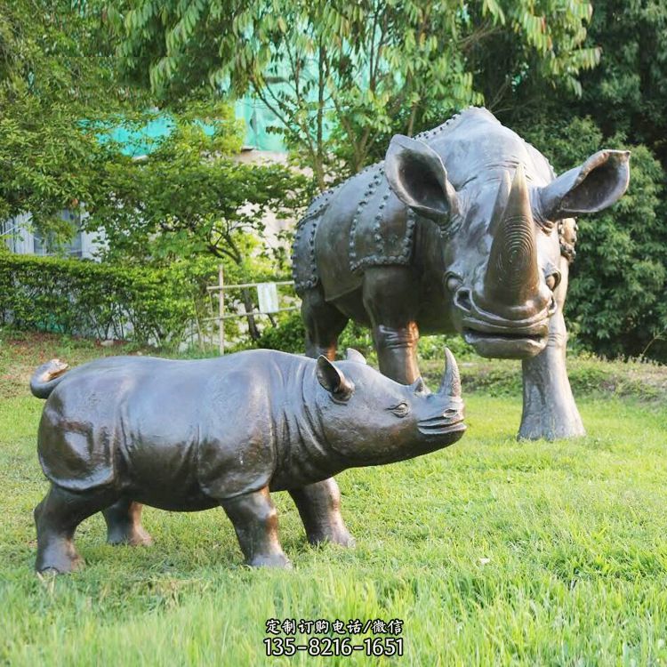 仿真犀牛铜雕-公园园林草坪动物雕塑