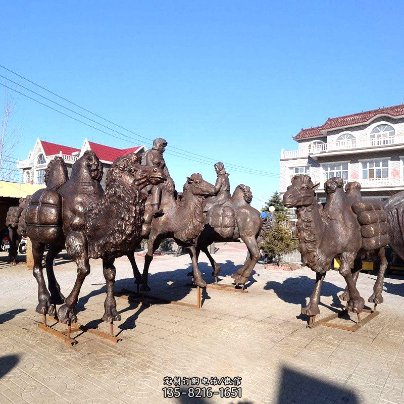 茶馬古道駱駝隊情景雕塑