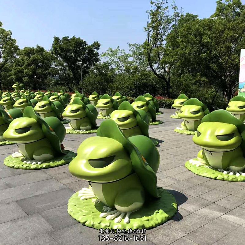 卡通青蛙玻璃钢商场美陈雕塑