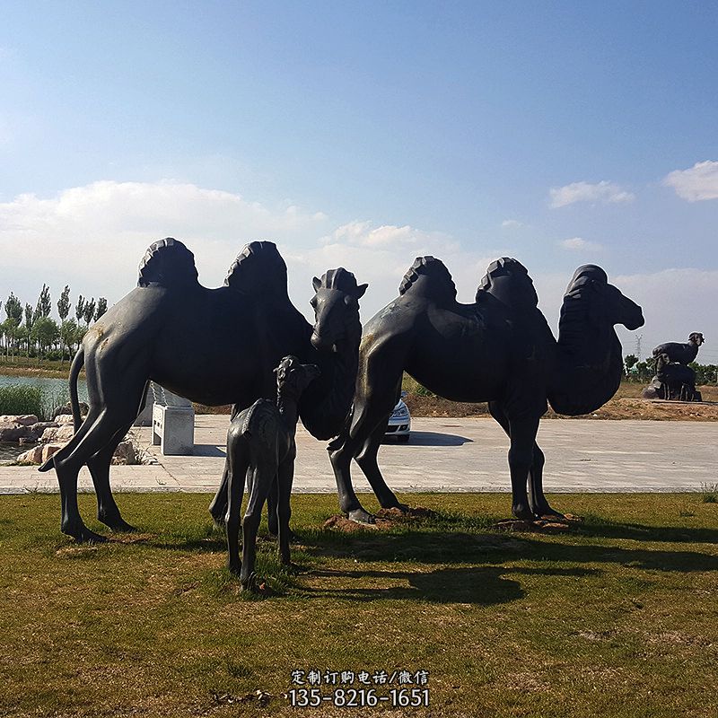 公园铜雕骆驼景观动物雕塑