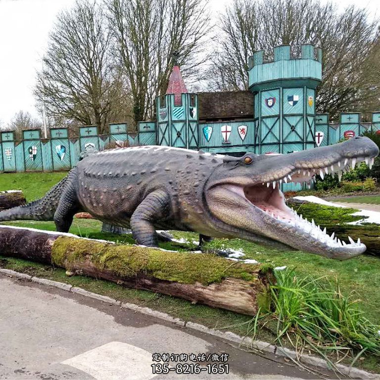 景区园林大型仿真鳄鱼景观雕塑