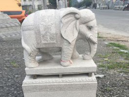 普通石雕大象-锻铜大象雕塑