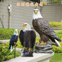 仿真老鹰玻璃钢雕塑