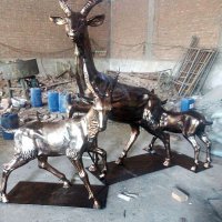 山羊动物铜雕塑