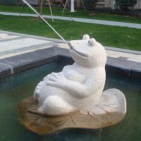 喷水青蛙石雕-荒野之息青蛙雕像