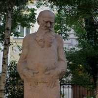 列夫·尼古拉耶维奇·托尔斯泰石雕名人
