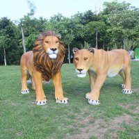 大型仿真狮子-两脚站立狮子雕塑