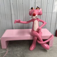 坐姿顽皮粉红豹+长凳