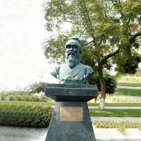 扁鹊石雕头像-公园中国古代十大名医历史著名医学人物雕塑