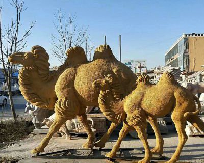 仿真骆驼玻璃钢雕塑