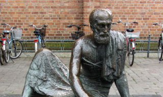 世界名人古希腊著名物理学家阿基米德铜雕塑像广场人物雕塑
