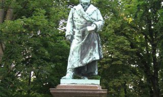 世界名人德国著名物理学家高斯景观雕塑