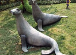 公园动物雕塑