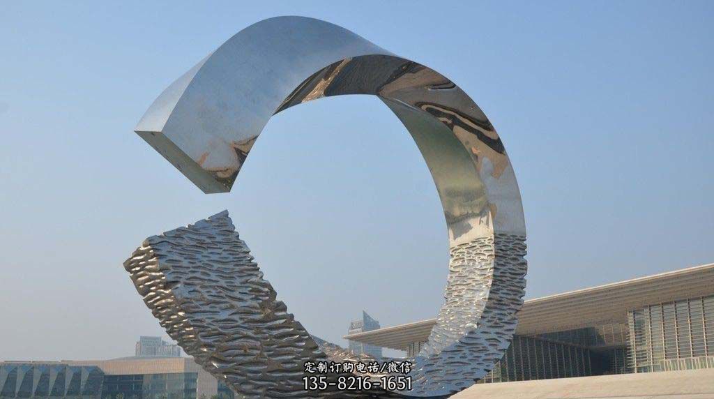 广场不锈钢抽象圆环雕塑1