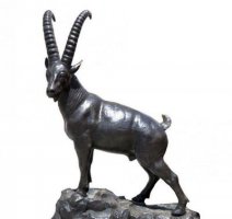 公园羚羊动物铜雕