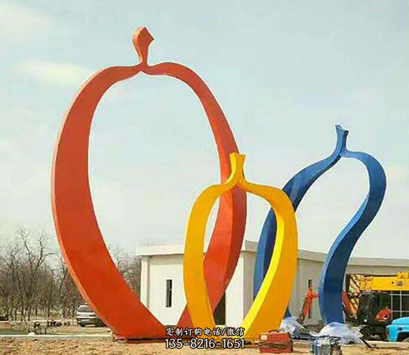 廉江市米兰的大苹果雕塑