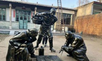 下棋人物铜雕-海山崴著名人物雕塑