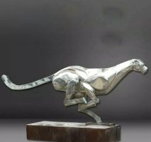 不锈钢抽象奔跑的豹子雕塑