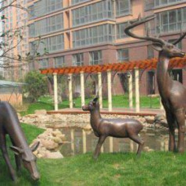 梅花鹿小区景观动物铜雕