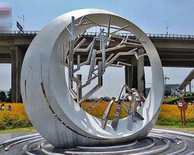 不锈钢异形圆环雕塑