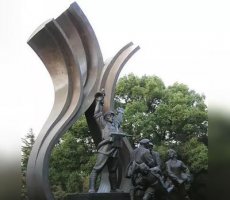 红军胜利广场景观铜雕