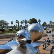 大黄鸭和镜面球广场不锈钢雕塑