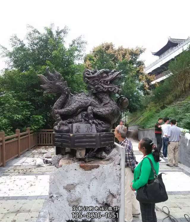 青龙神兽雕塑-征途王城龙王雕像