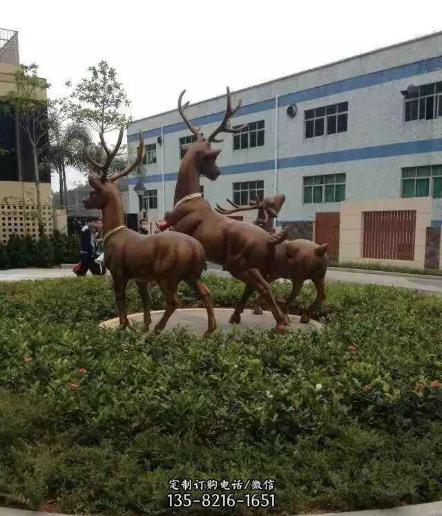 梅花鹿小区企业动物铜雕