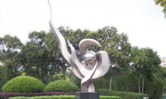 公园不锈钢抽象心中的希望雕塑