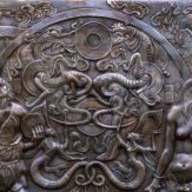 神话人物铜浮雕