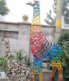 不锈钢镂空长颈鹿雕塑2