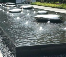 水滴水池不锈钢雕塑