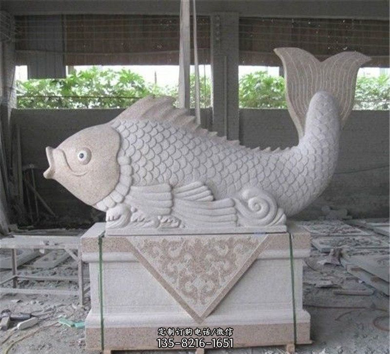 大理石鲤鱼雕塑图片