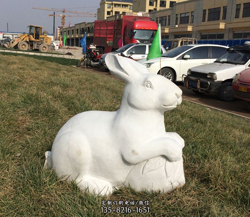 十二生肖兔子石雕图片