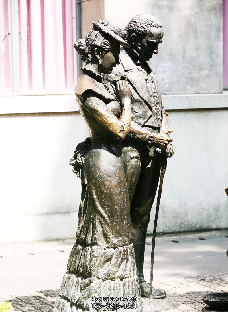 西方夫妇街边人物铜雕