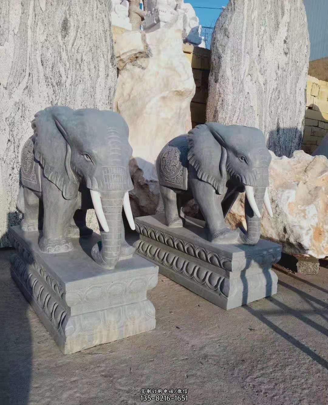 青石仿古大象雕塑图片