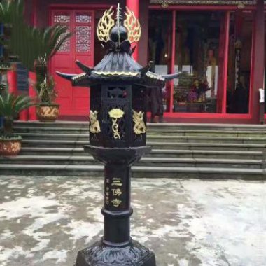 供应仿古铸铜灯塔