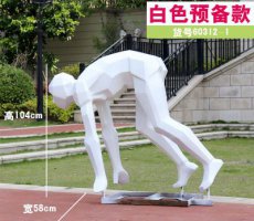 不锈钢白色跑步人物雕塑