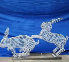 不锈钢镂空兔子公园动物雕塑 