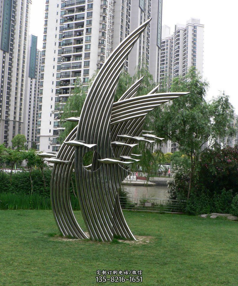 不锈钢抽象鱼群公园雕塑