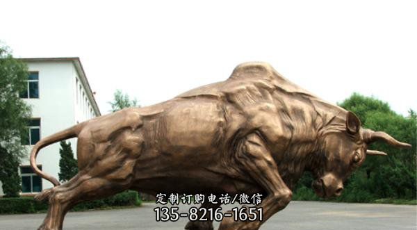 开荒牛铜雕公园景观雕塑