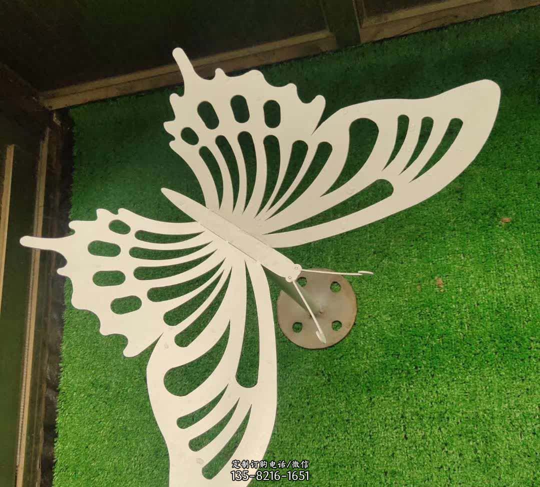 不锈钢镂空艺术蝴蝶雕塑