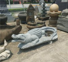 大理石动物鳄鱼雕塑